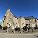 Lighthouse - Part Of The The Bay Village With Pool, Gym And Direct Access, Pub, Restaurant, Tennis And Meadows Walks *
