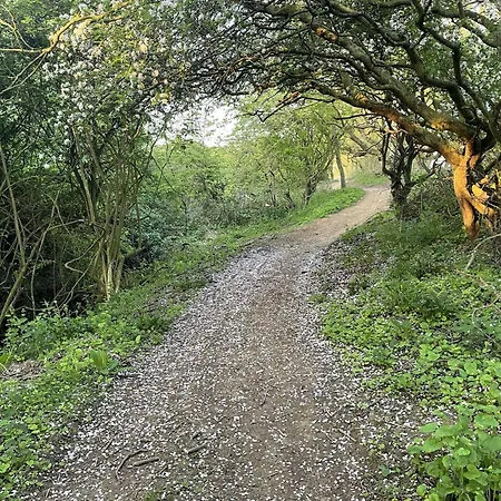 Lighthouse - Part Of The The Bay Village With Pool, Gym And Direct Access, Pub, Restaurant, Tennis And Meadows Walks بيت للعطل *