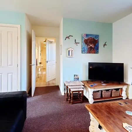Holiday home Lighthouse - Part Of The The Bay Village With Pool, Gym And Direct Access, Pub, Restaurant, Tennis And Meadows Walks Filey
