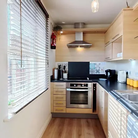 Lighthouse - Part Of The The Bay Village With Pool, Gym And Direct Access, Pub, Restaurant, Tennis And Meadows Walks Holiday home