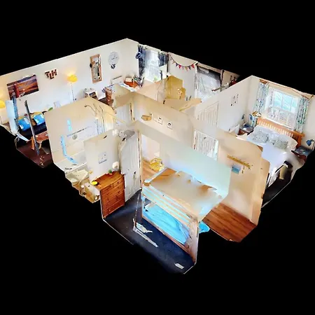 Lighthouse - Part Of The The Bay Village With Pool, Gym And Direct Access, Pub, Restaurant, Tennis And Meadows Walks Holiday home Filey